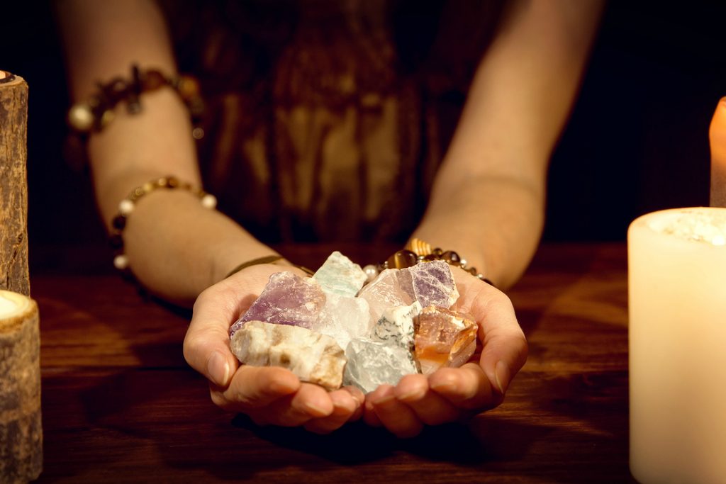 Manifesting Love with Crystals PsychicOz